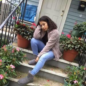 Meet your Posher, Stephanie